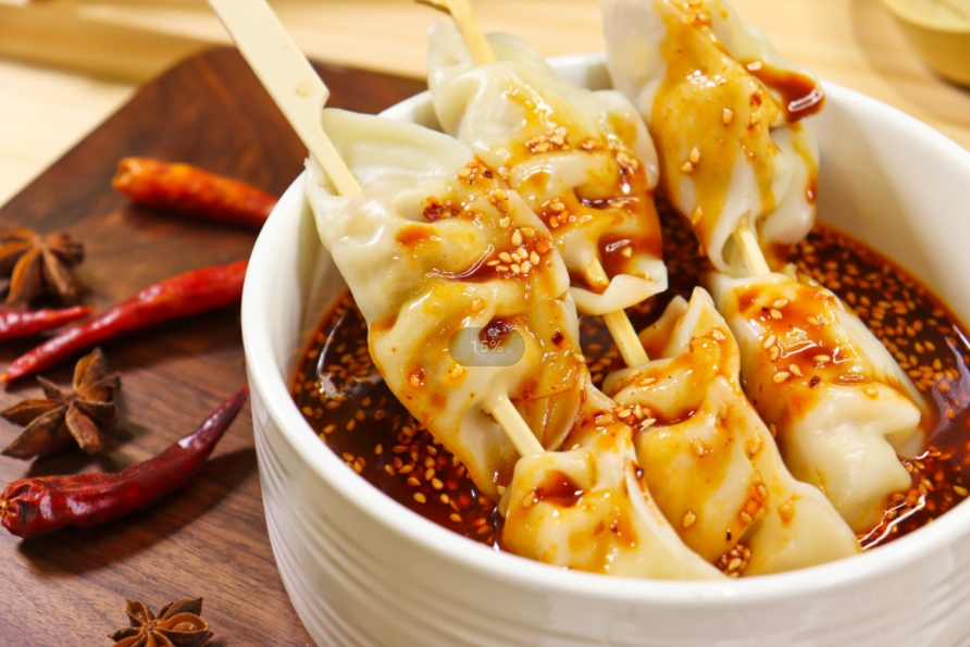 從代工到共創：旺年食品工廠的定制化服務如何破局同質化競爭？